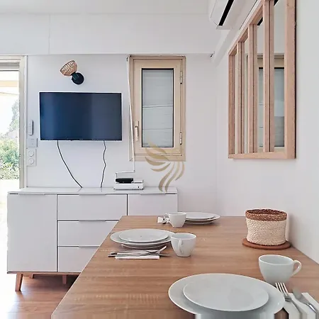 Appt 5p Wifi Overview Sea-clim-park-pool-terrace - Capitalchic Services St Raphael * Saint-Raphael (Var)
