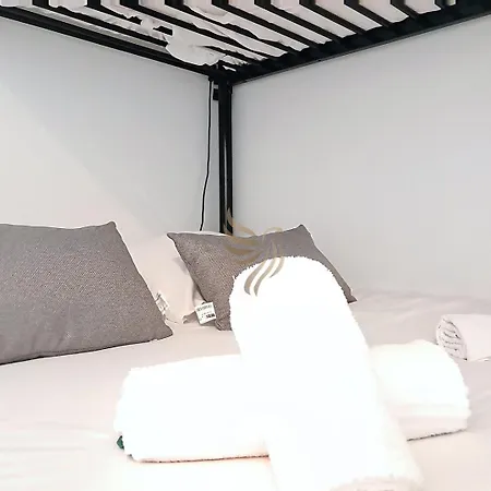 Apartment Appt 5p Wifi Overview Sea-clim-park-pool-terrace - Capitalchic Services St Raphael