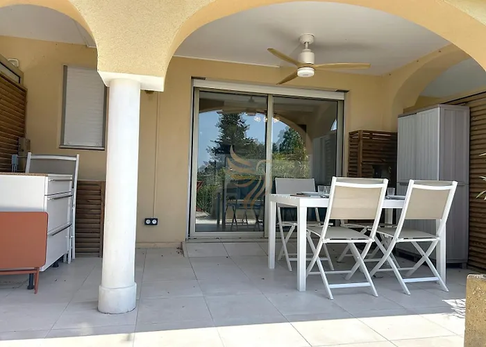 Apartmán 5-room - Sea View- Terrace - Parking