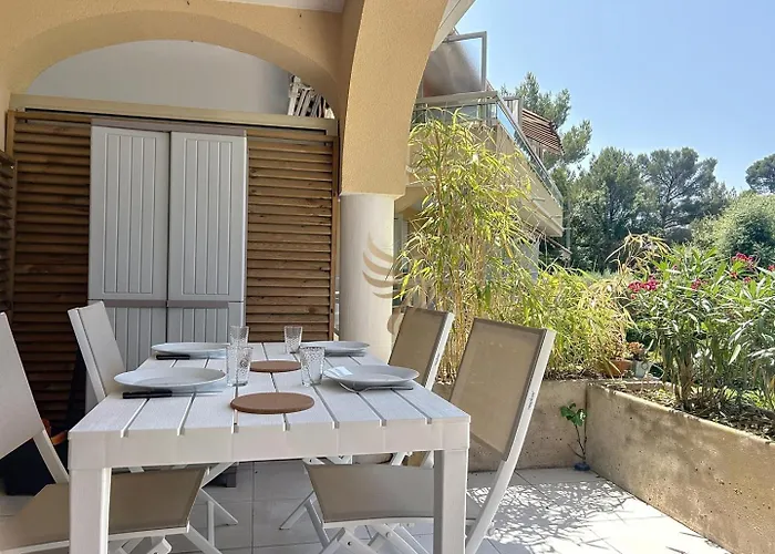 Apartmán 5-room - Sea View- Terrace - Parking